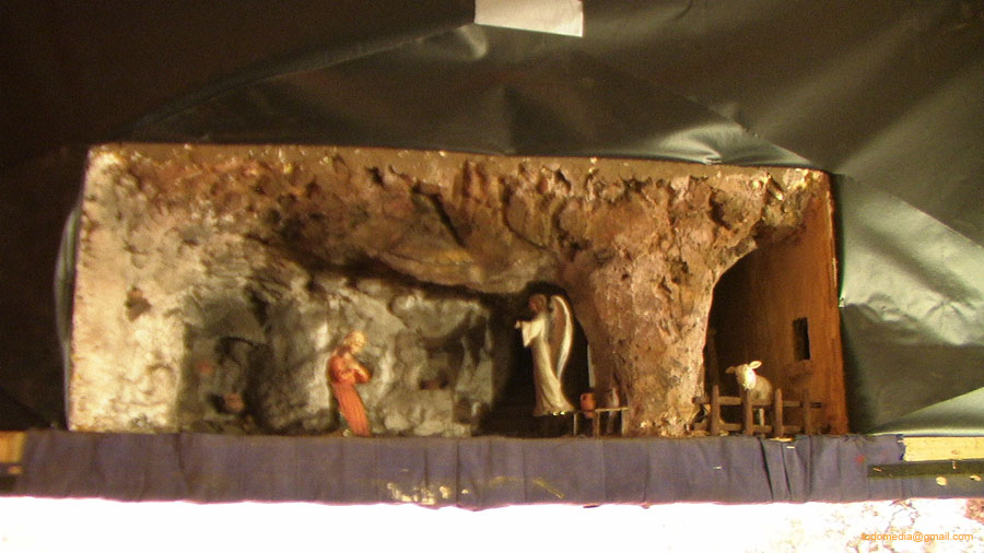 121218 (07) Diorama colocado en su sitio