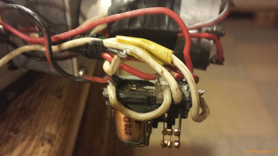 131128 (06) Cable desoldado en rele